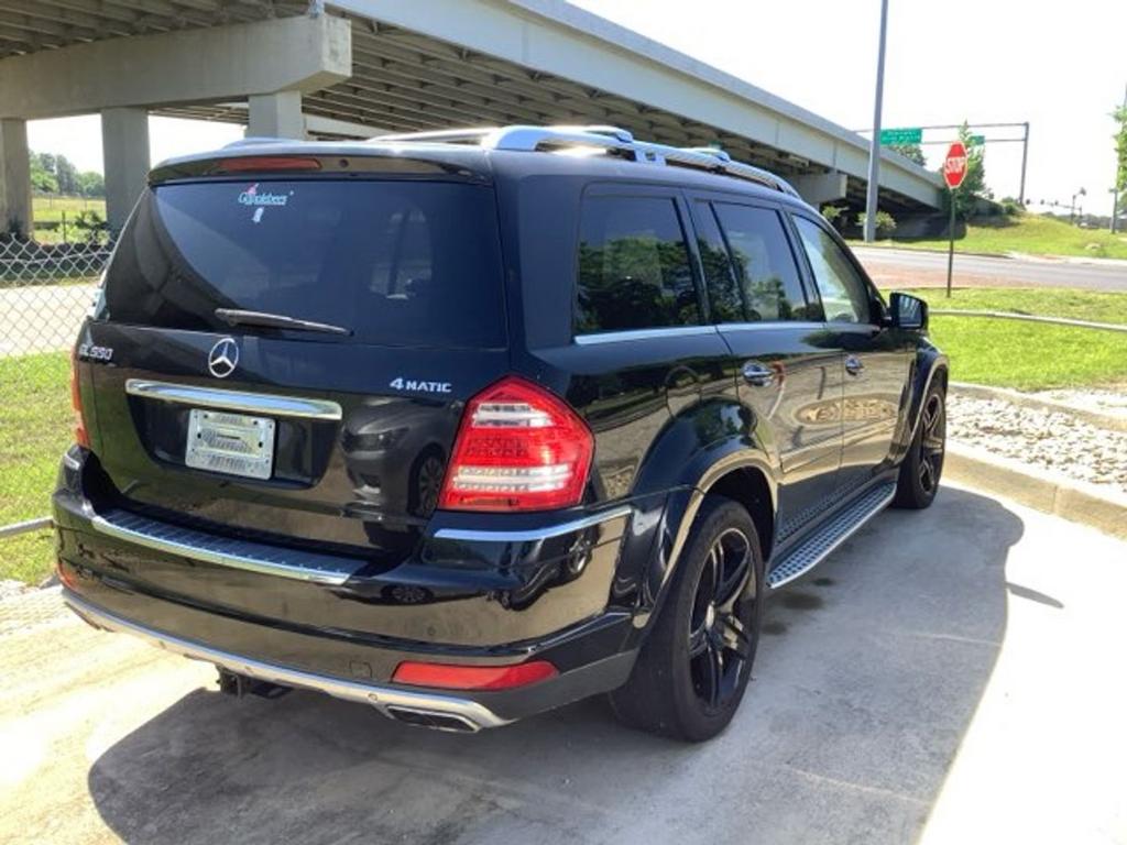 2011 Mercedes-Benz GL-Class - $9,800