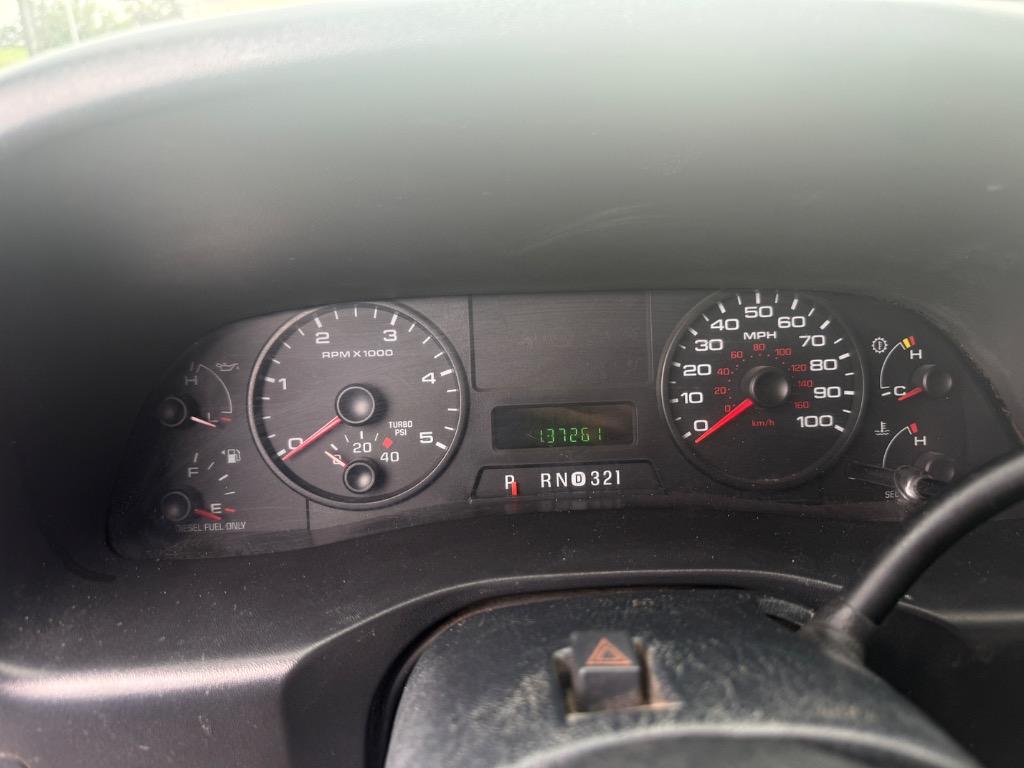 2006 Ford F550SD               - $10,995