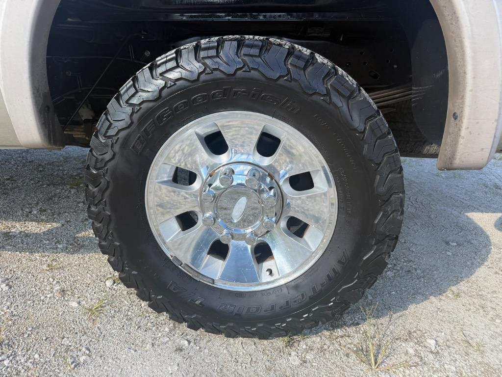 2008 Ford F-250 - $15,995
