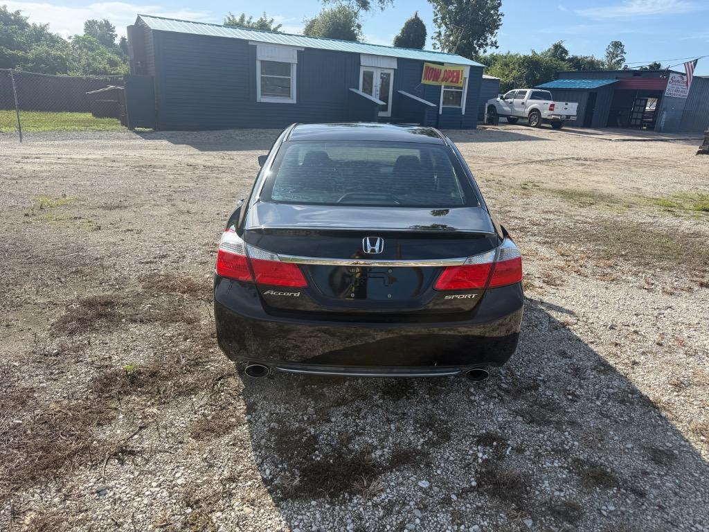 2013 Honda Accord - $11,495