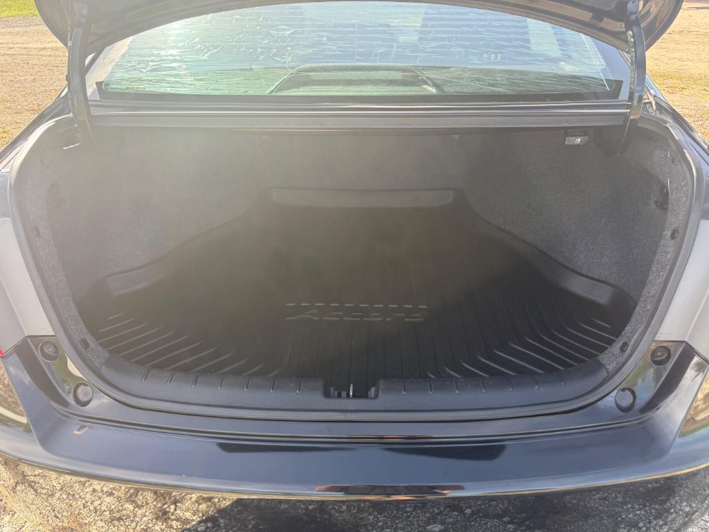 2013 Honda Accord - $11,495
