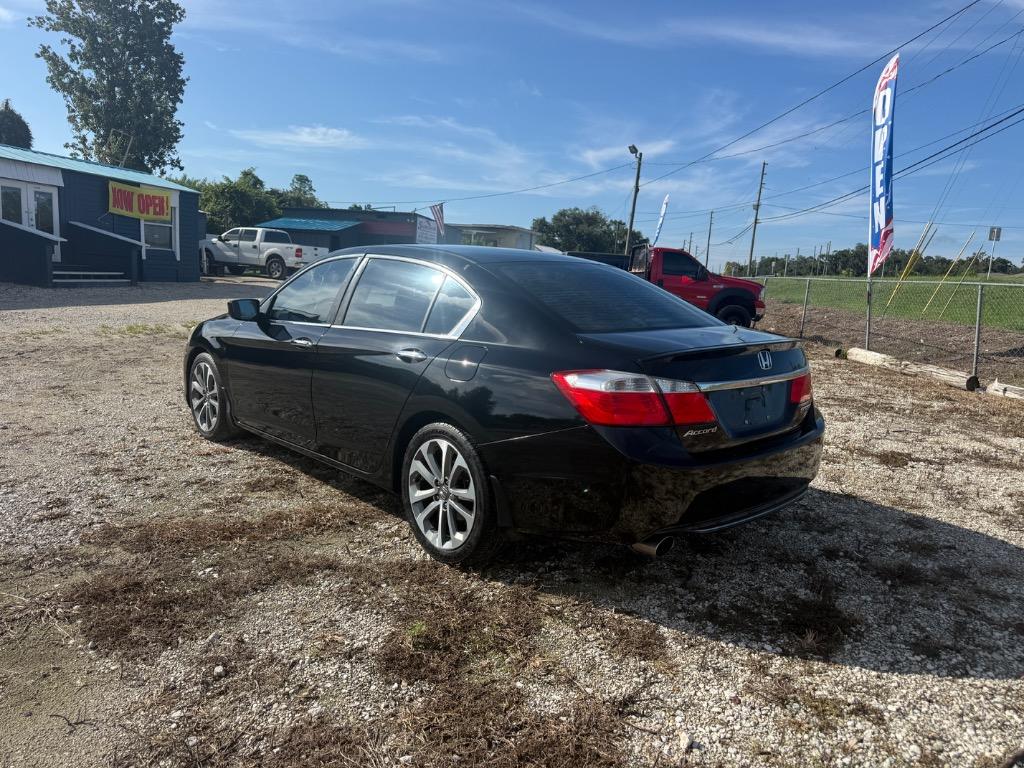 2013 Honda Accord - $11,495