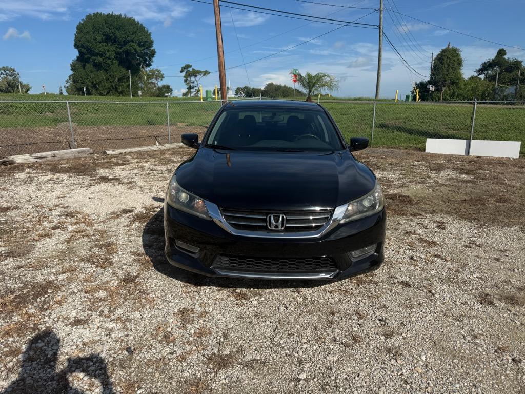2013 Honda Accord - $11,495