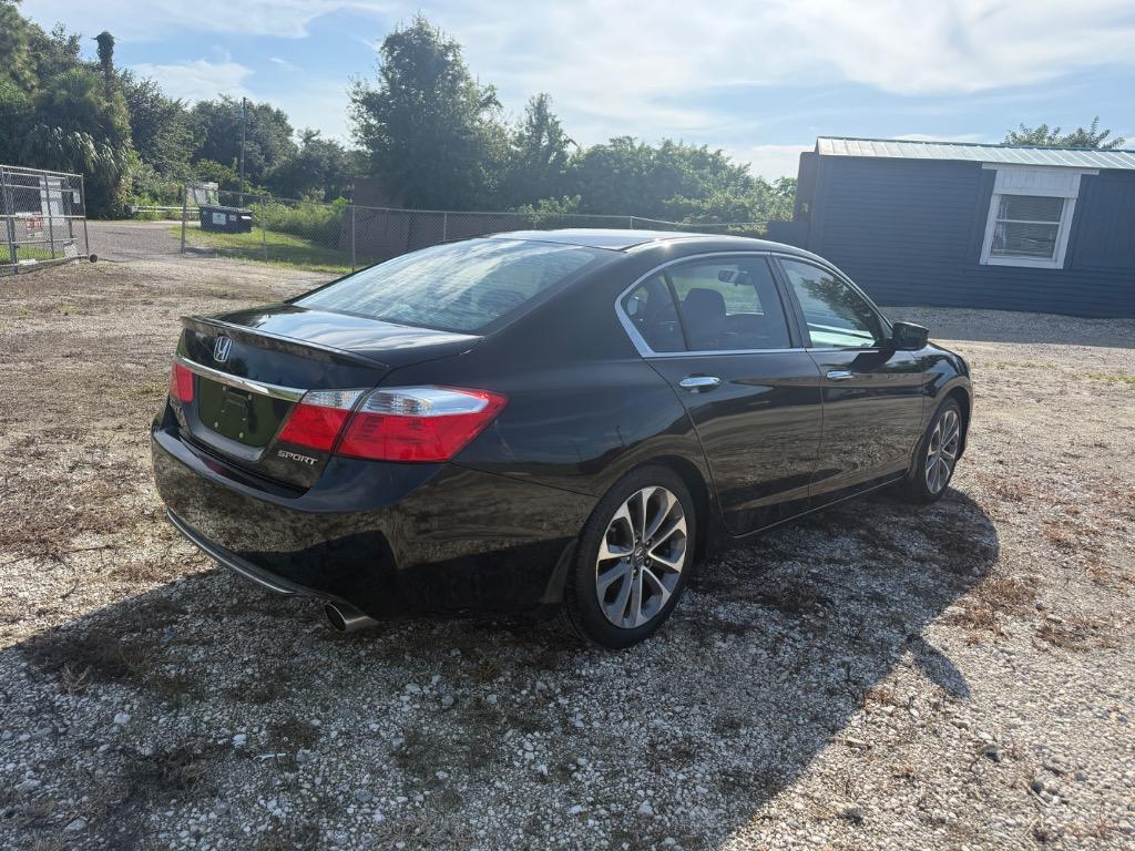 2013 Honda Accord - $11,495