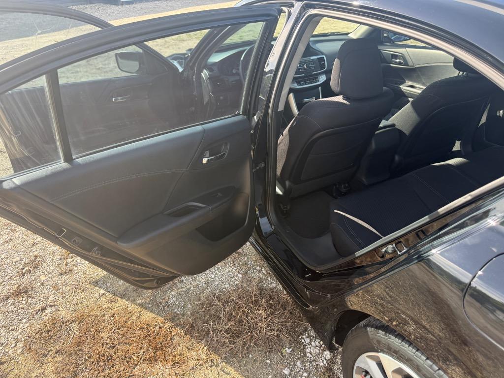 2013 Honda Accord - $11,495