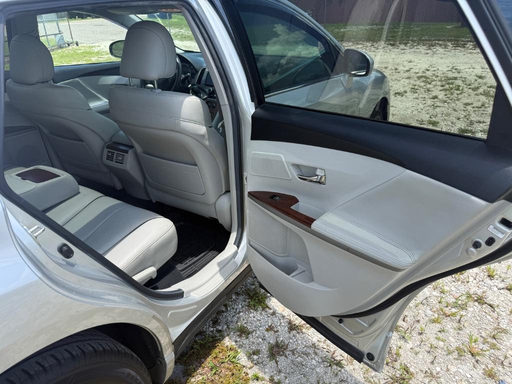 2011 Toyota Venza - $6,995