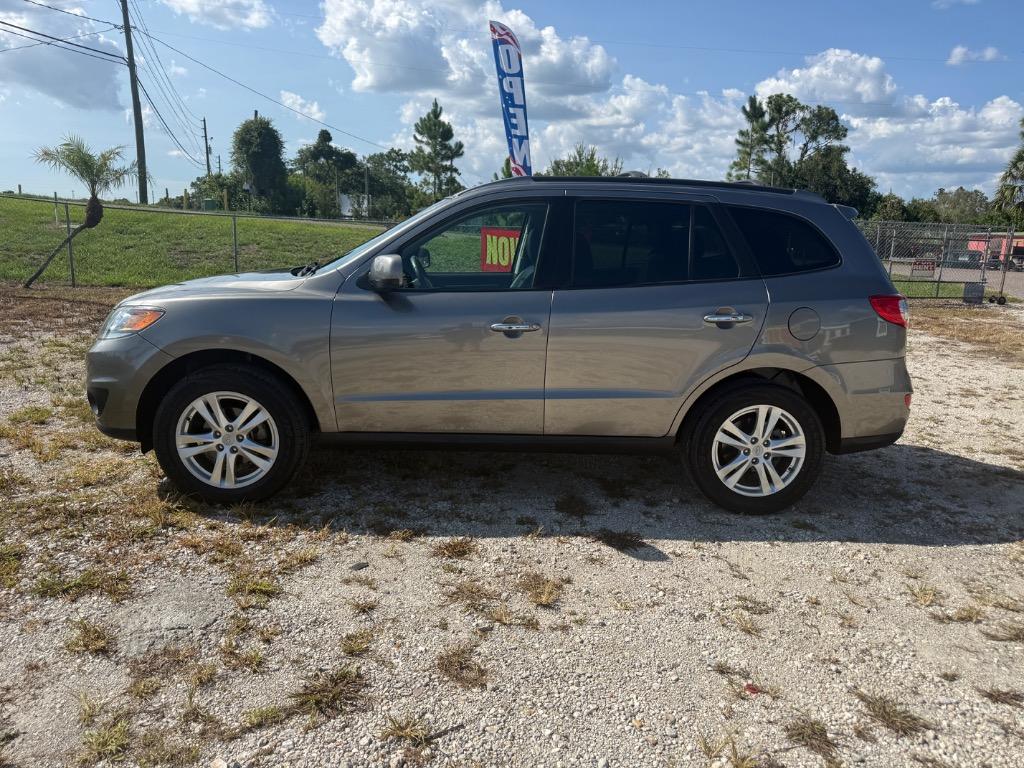 2012 Hyundai Santa Fe - $6,995