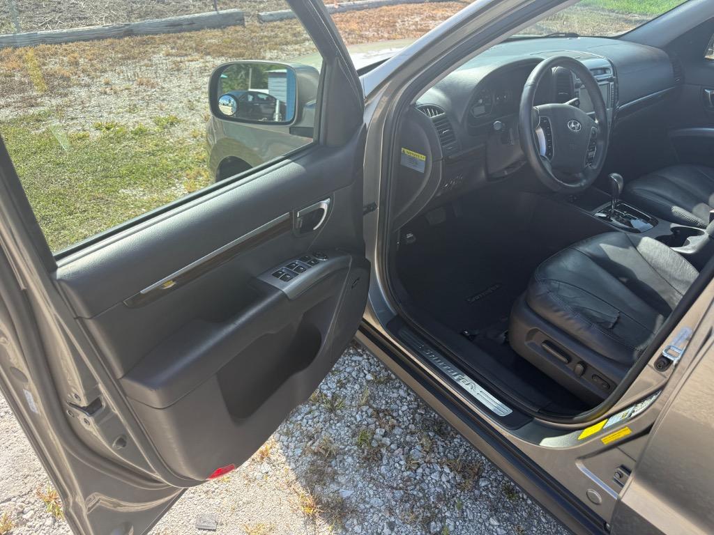 2012 Hyundai Santa Fe - $6,995