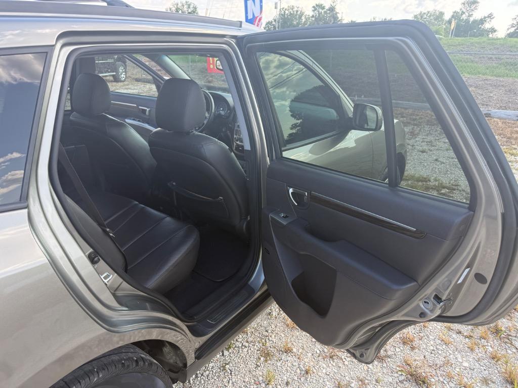 2012 Hyundai Santa Fe - $6,995