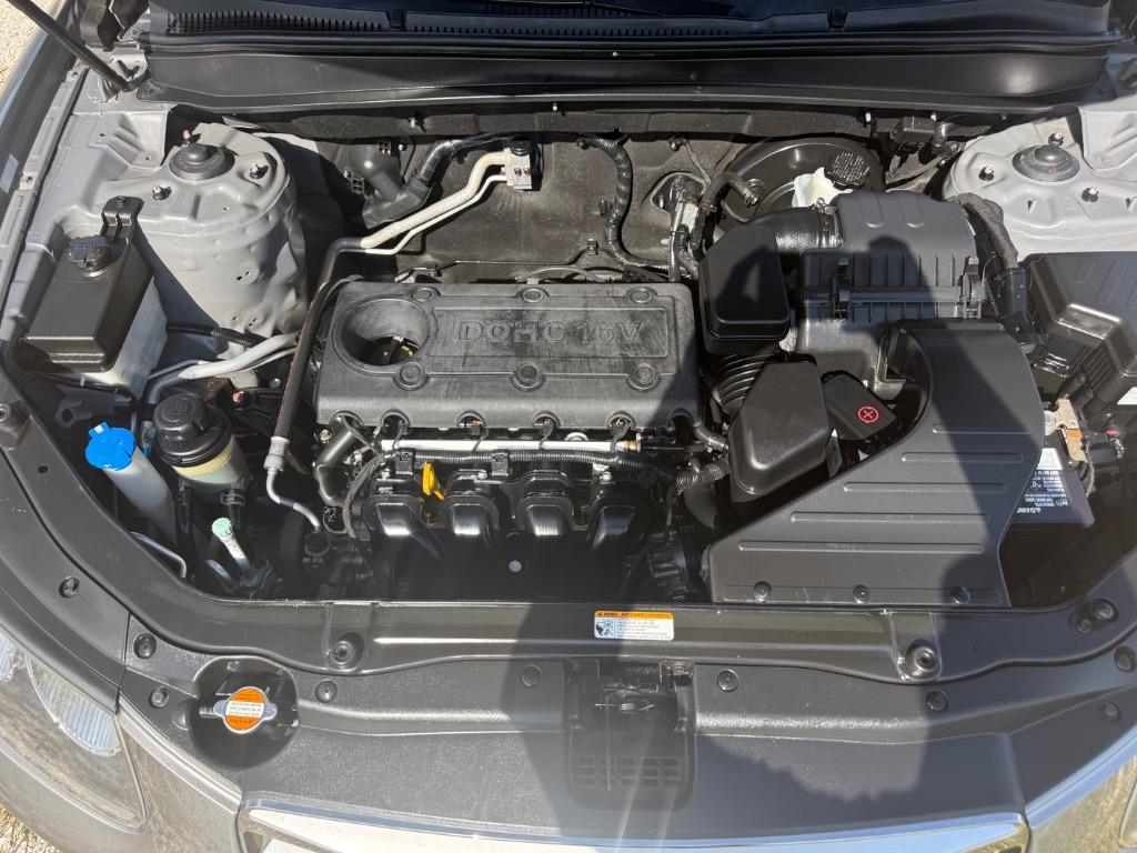 2012 Hyundai Santa Fe - $6,995