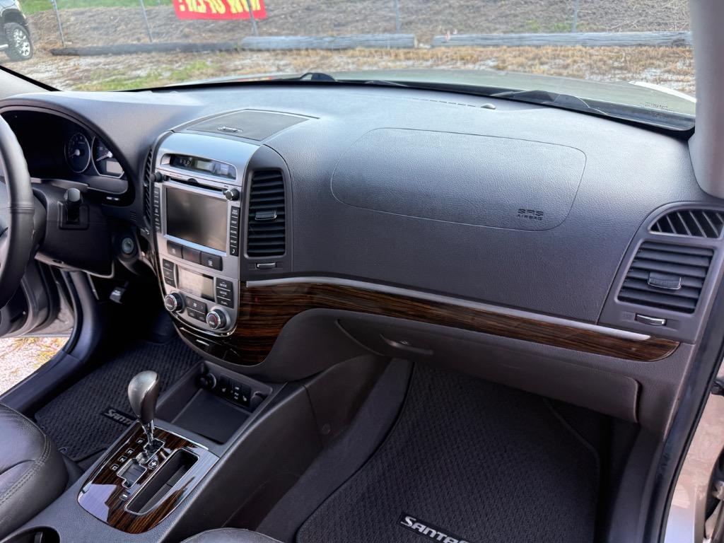 2012 Hyundai Santa Fe - $6,995