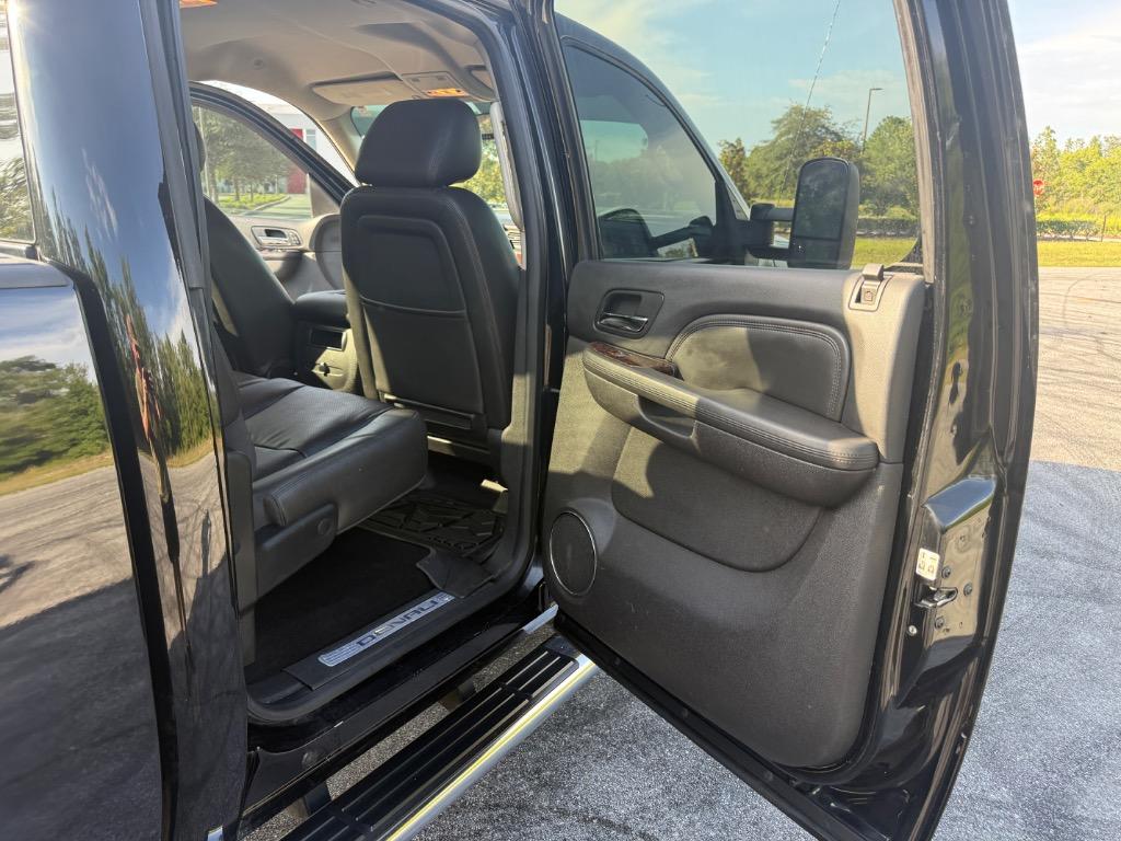 2014 GMC Sierra - $22,495