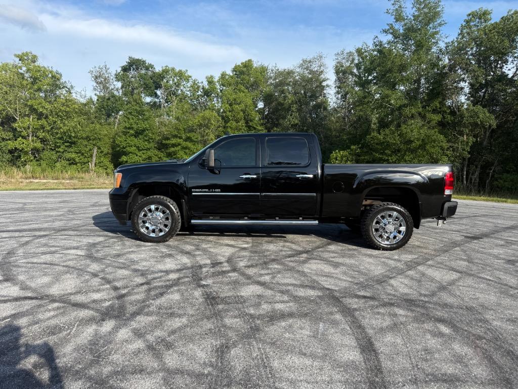 2014 GMC Sierra - $22,495