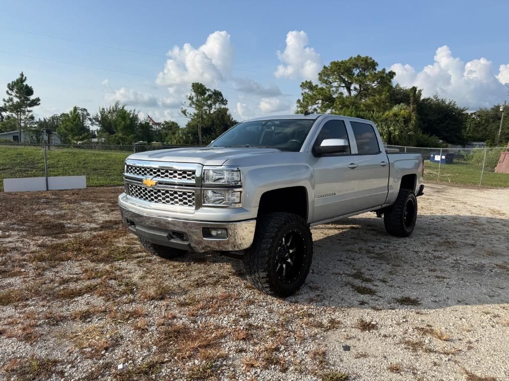 2014 Chevrolet Silverado - $14,995