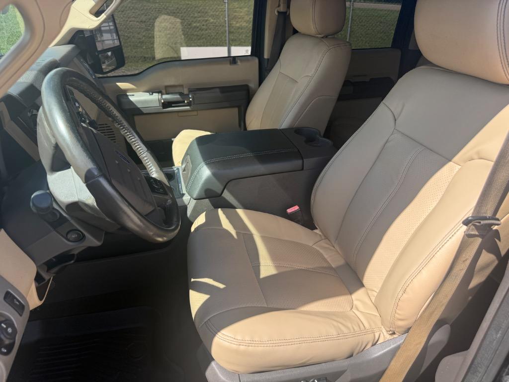 2015 Ford F-350 - $21,999