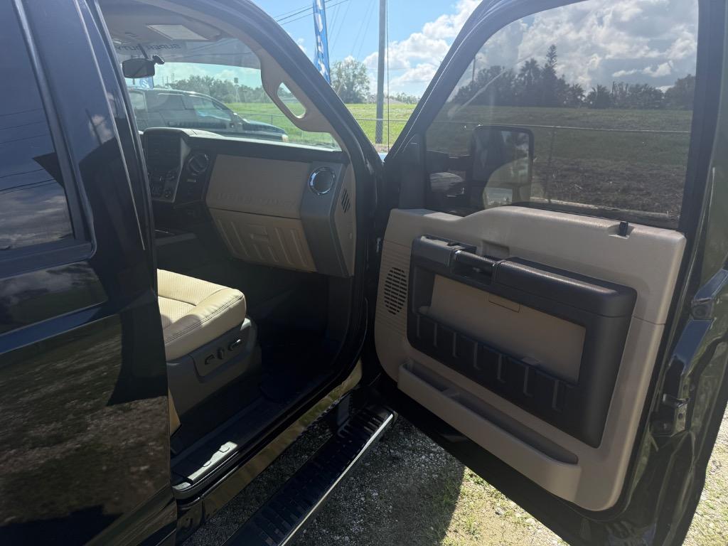 2015 Ford F-350 - $21,999