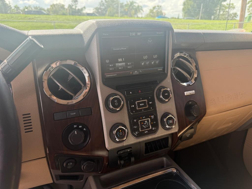 2015 Ford F-350 - $21,999