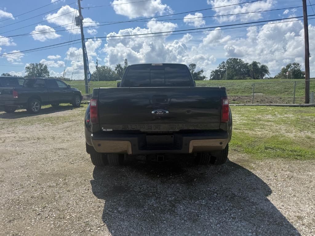 2015 Ford F-350 - $21,999