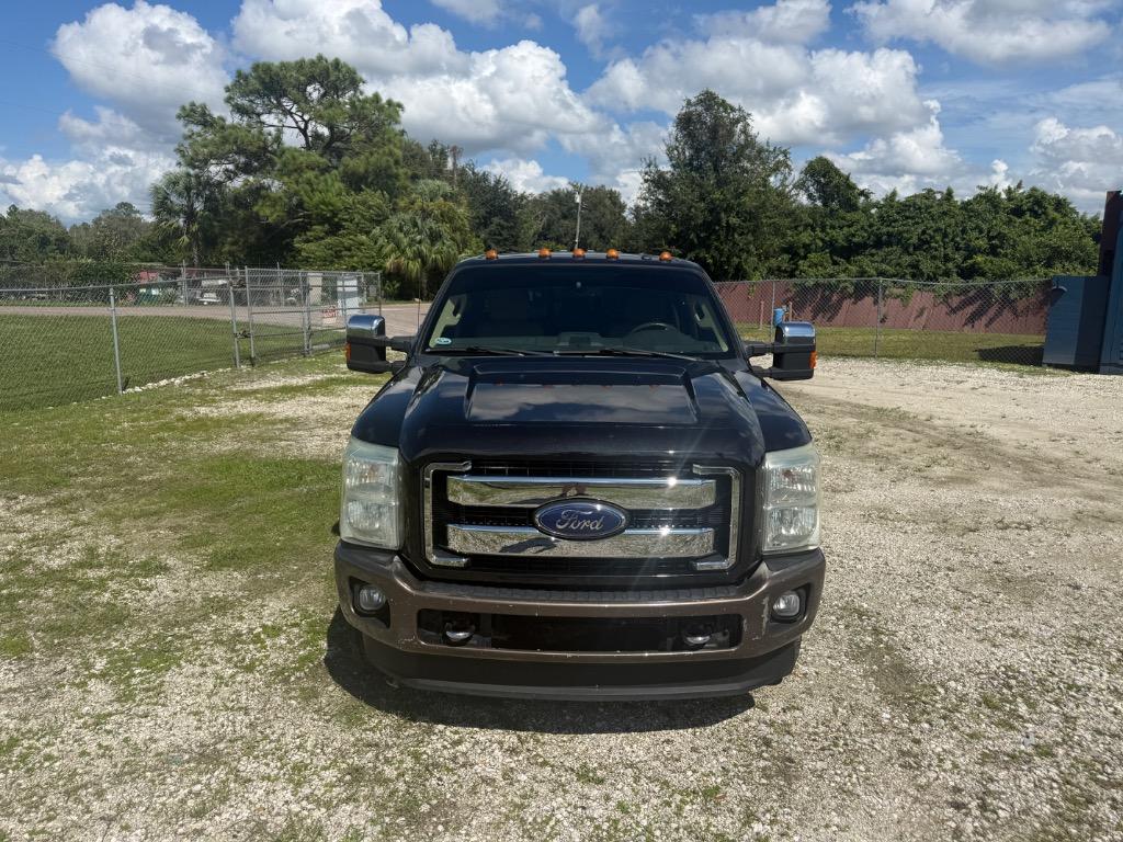 2015 Ford F-350 - $21,999