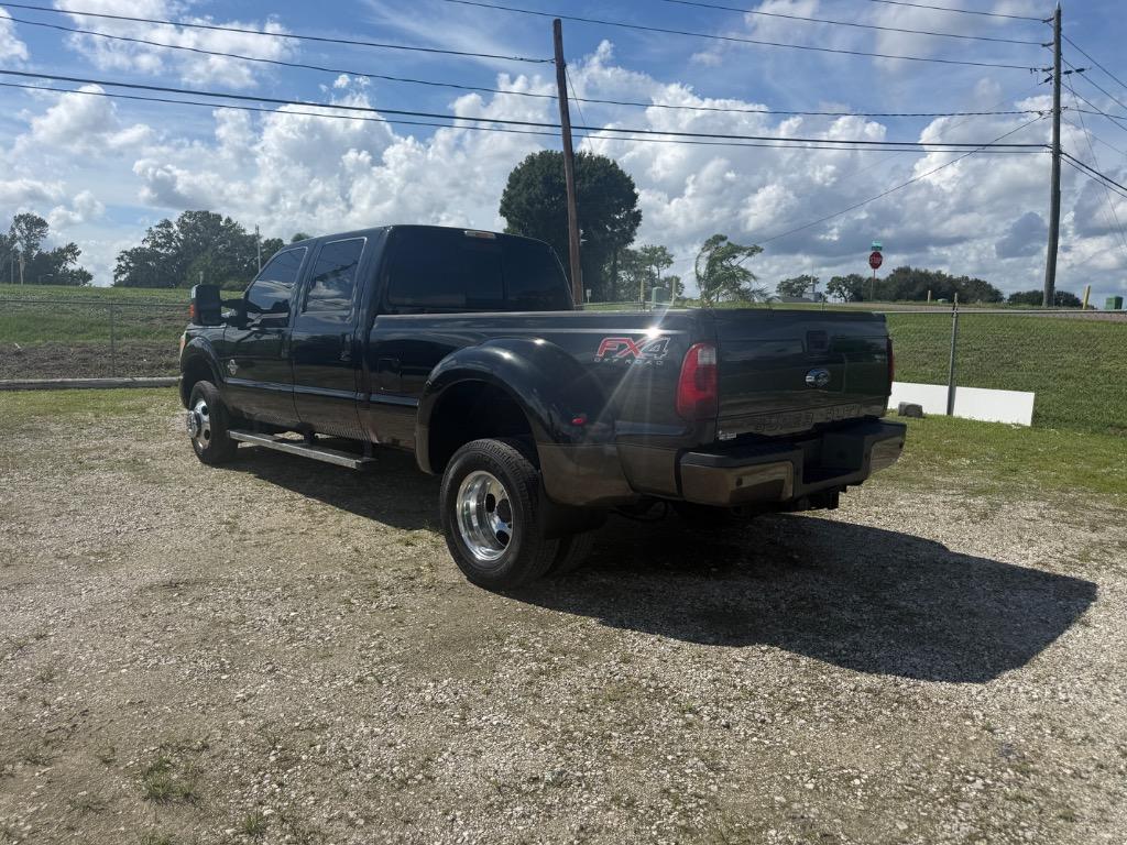 2015 Ford F-350 - $21,999