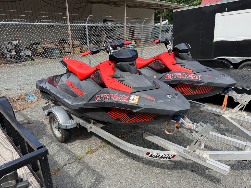 2021 Sea Doo Spark 3 up - $7,900