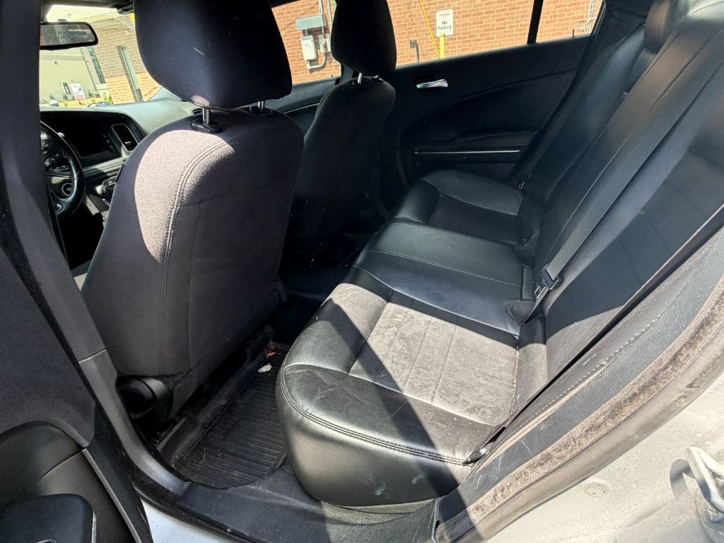 2015 Dodge Charger - $7,560