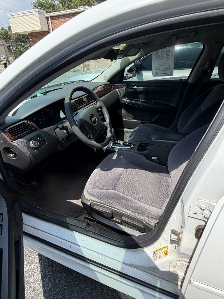 2016 Chevrolet Impala - $10,900