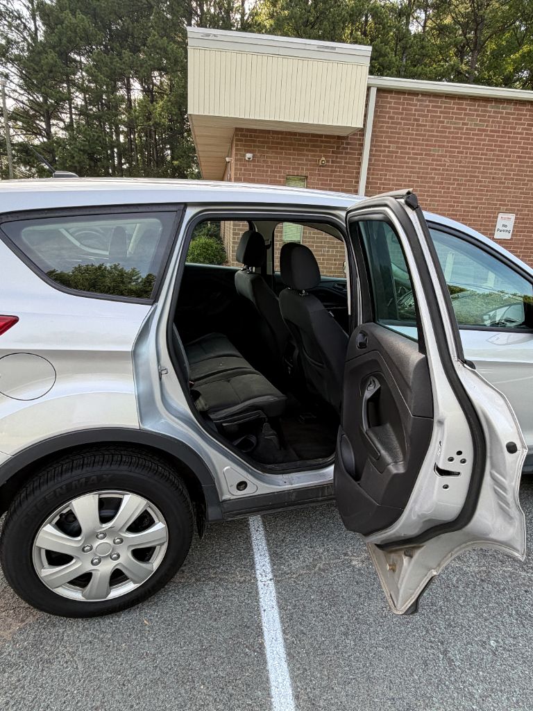 2016 Ford Escape - $7,900