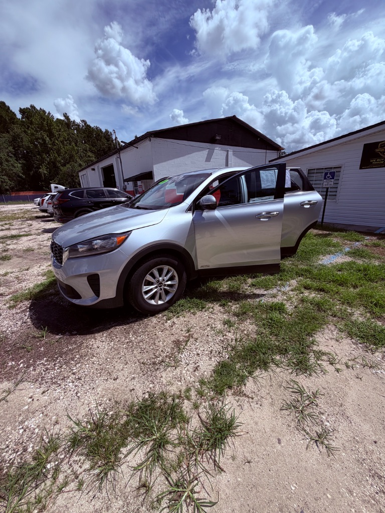 2019 Kia Sorento - $12,950