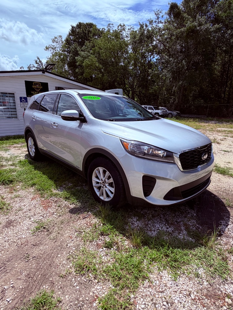 2019 Kia Sorento - $12,950