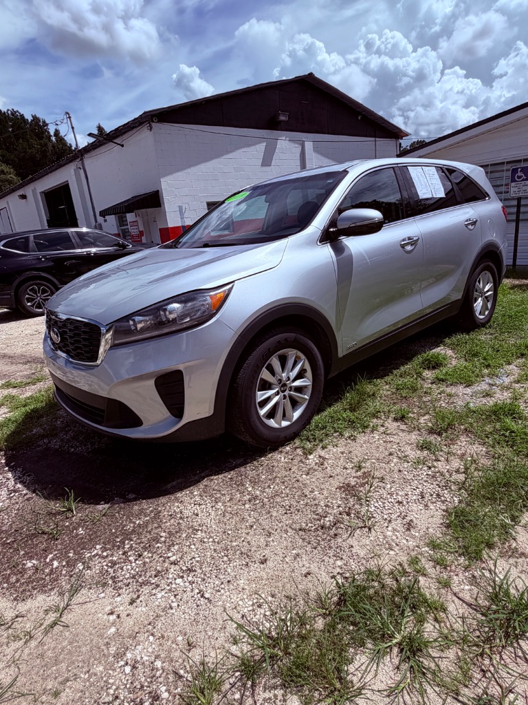 2019 Kia Sorento - $12,950