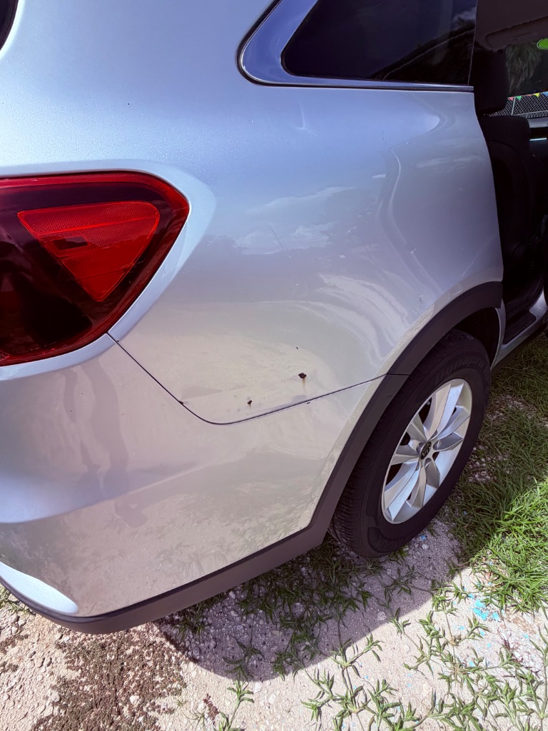 2019 Kia Sorento - $12,950