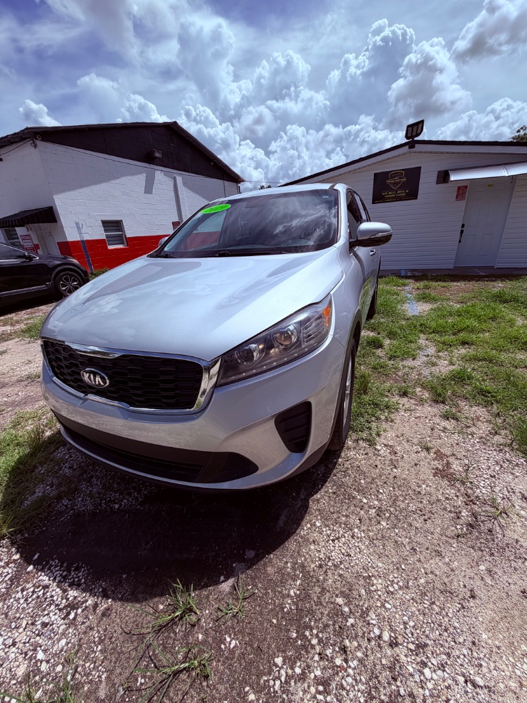 2019 Kia Sorento - $12,950