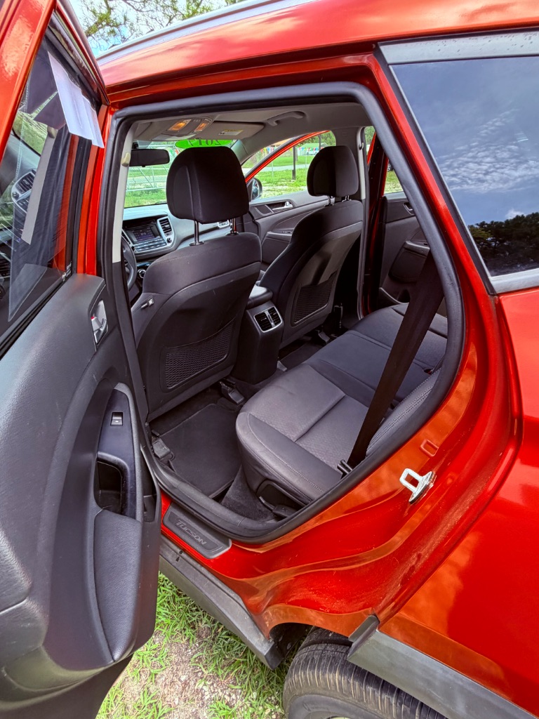2017 Hyundai Tucson - $9,350