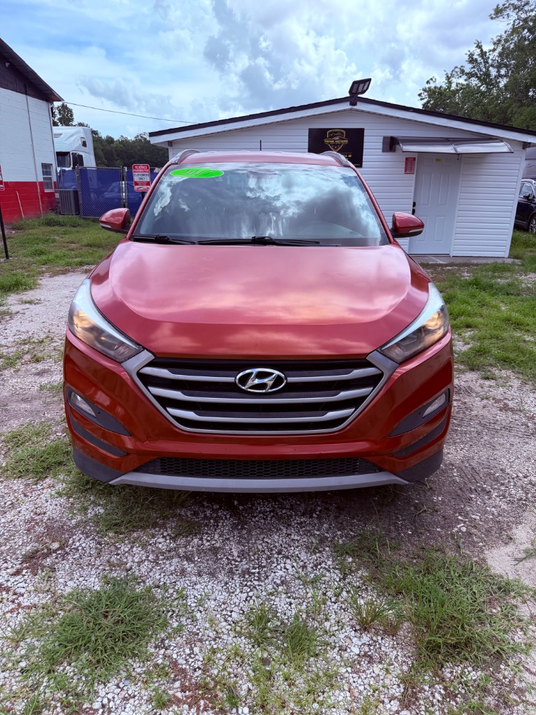 2017 Hyundai Tucson - $9,350