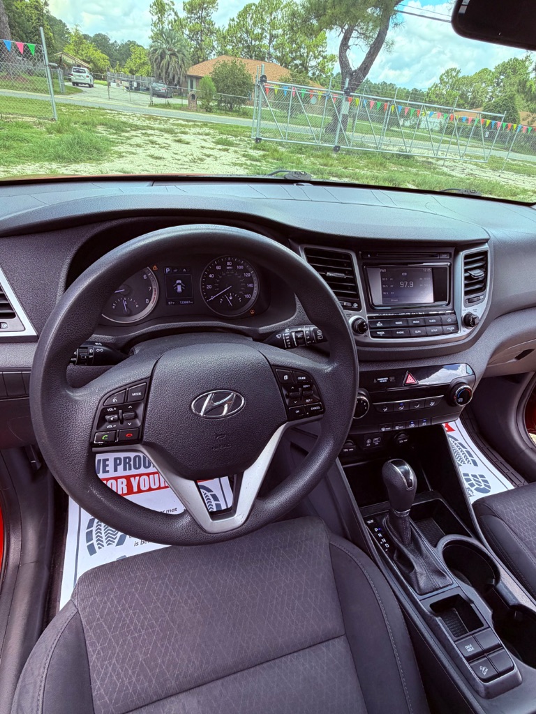 2017 Hyundai Tucson - $9,350