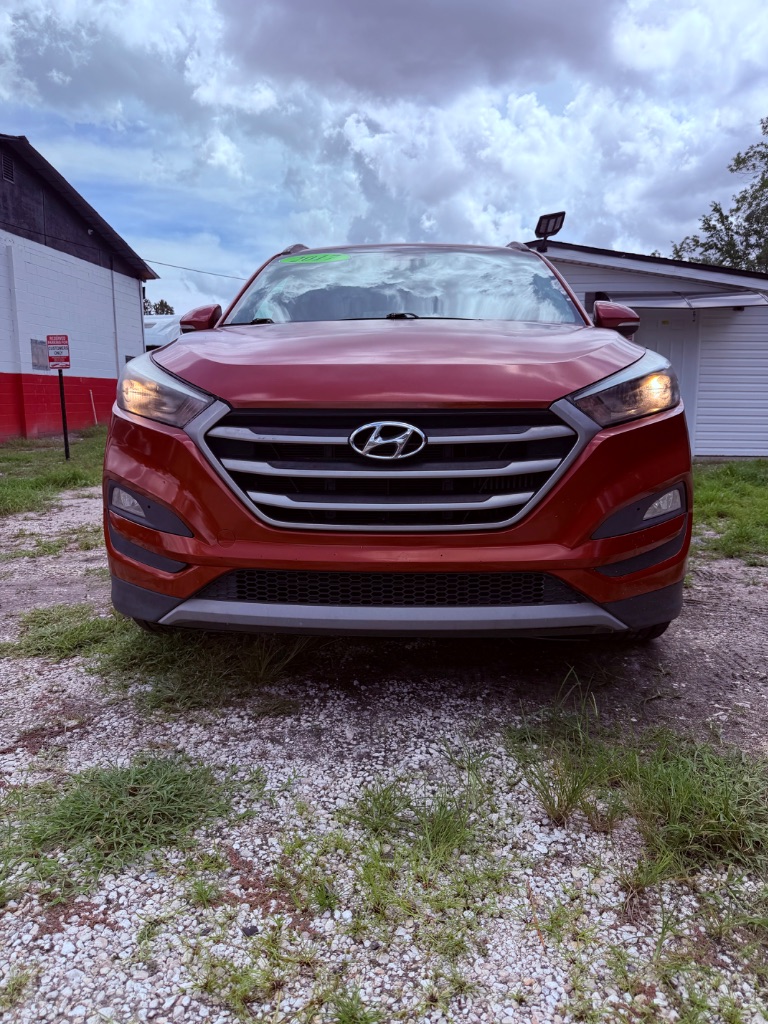 2017 Hyundai Tucson - $9,350