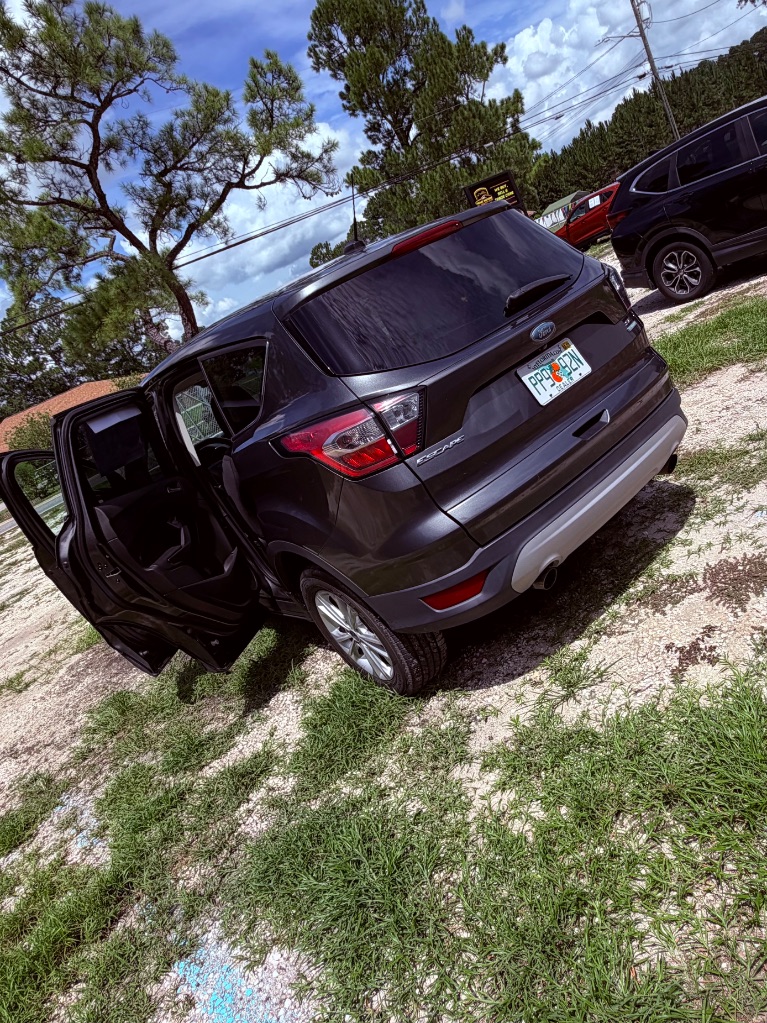 2017 Ford Escape - $6,850