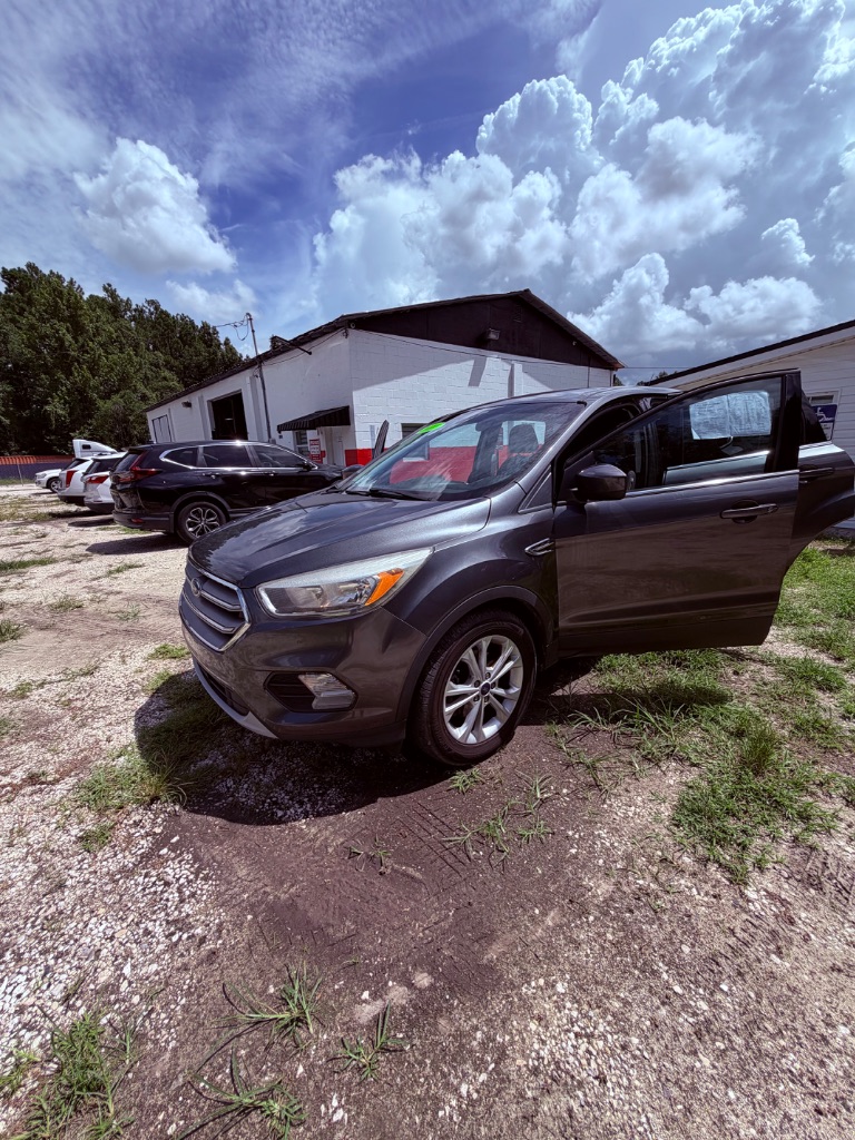 2017 Ford Escape - $6,850