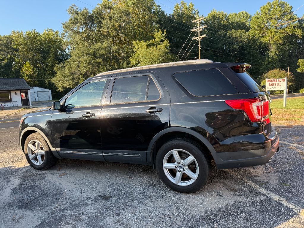2018 Ford Explorer - $10,990