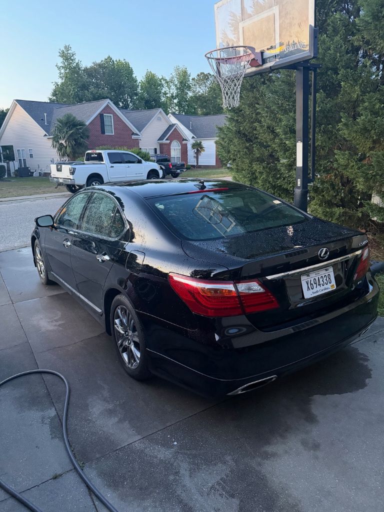 2011 Lexus LS - $10,999