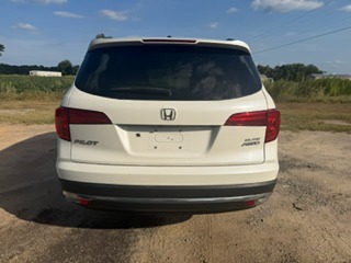 2017 Honda Pilot - $15,995