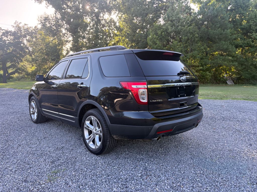 2015 Ford Explorer - $9,995
