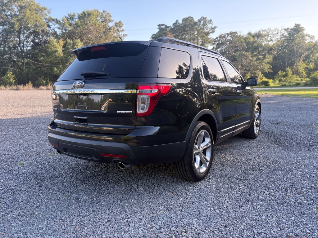 2015 Ford Explorer - $9,995