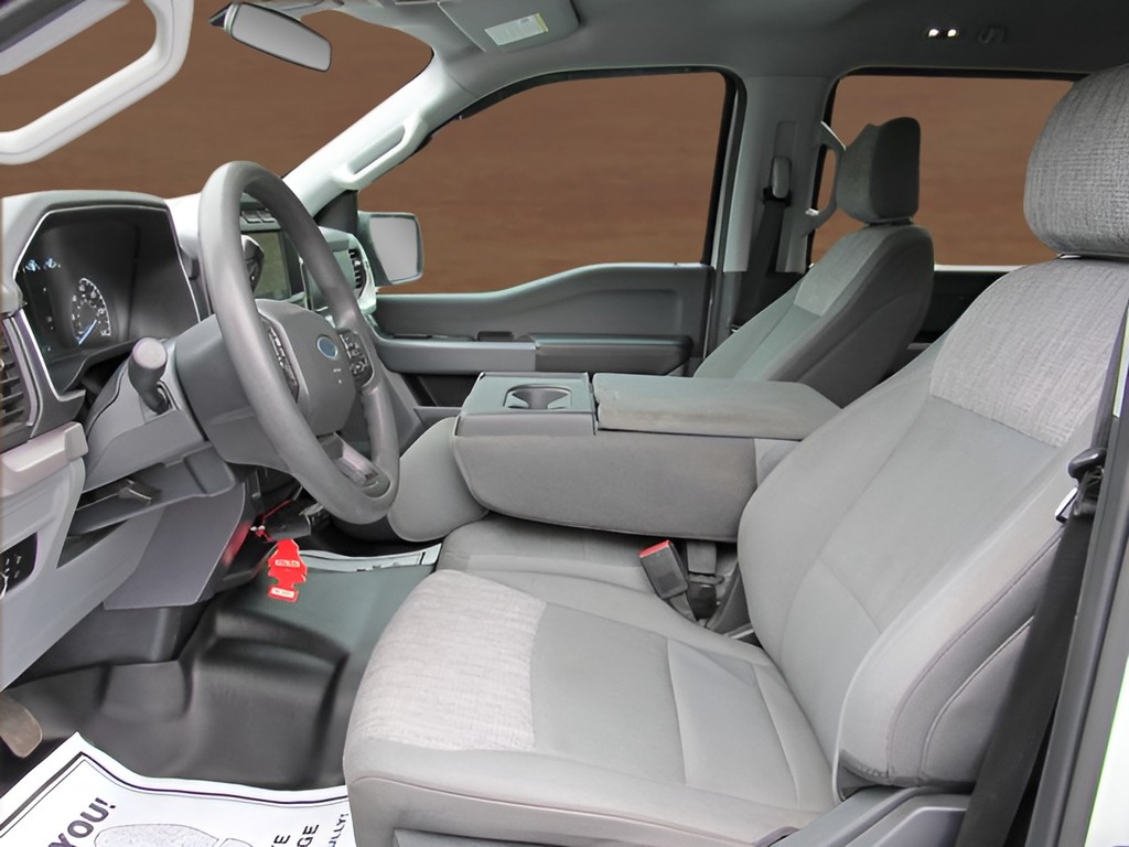 2023 Ford F-150 - $33,600
