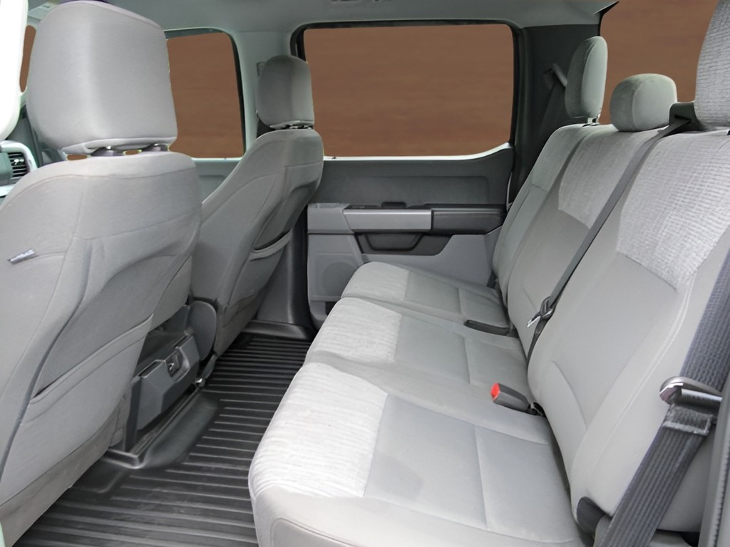 2023 Ford F-150 - $33,600