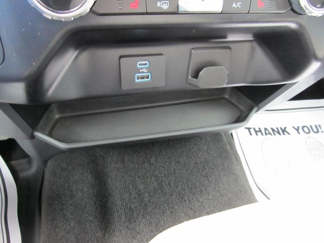 2023 Ford F-150 - $39,995