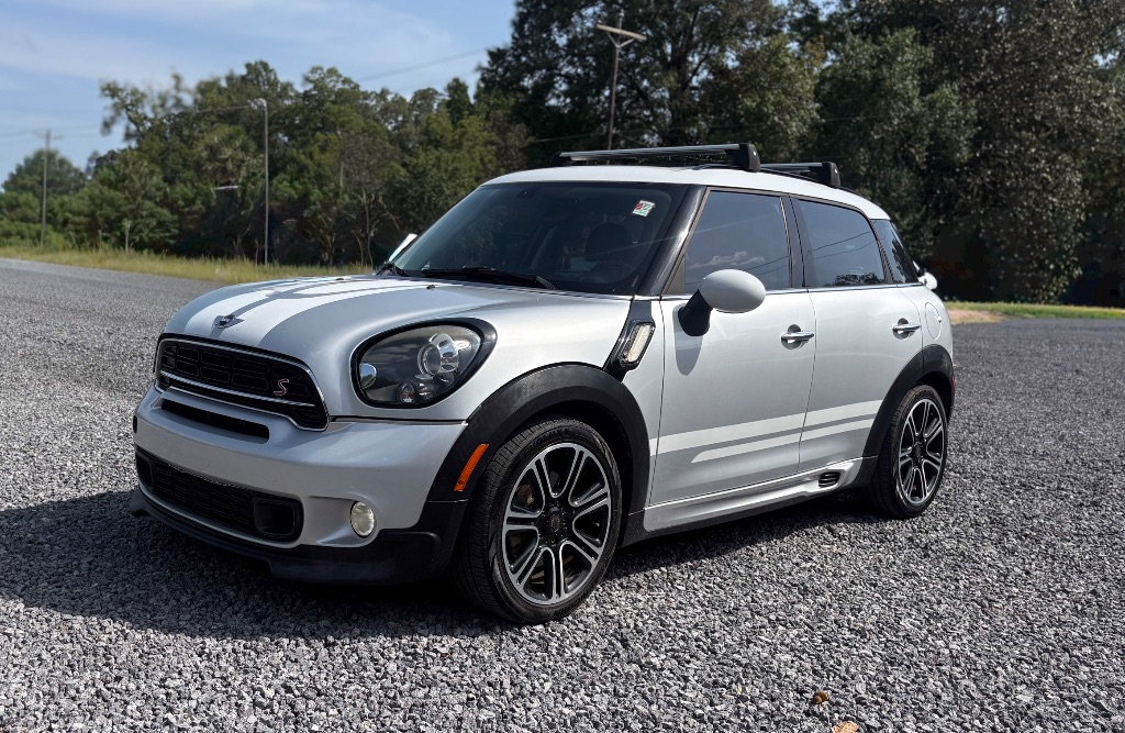 2016 MINI Countryman - $9,995