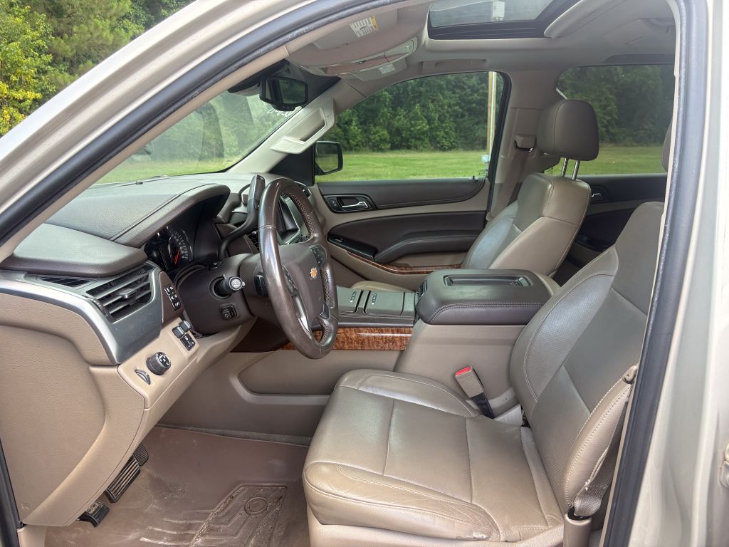 2015 Chevrolet Suburban - $19,995