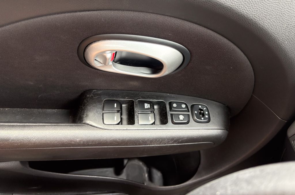 2016 Kia Soul - $7,995